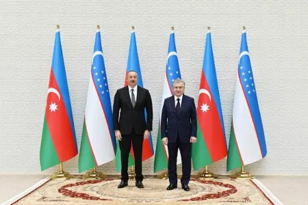 Prezident Şavkat Mirziyoyevə təbrik məktubu ünvanlayıb