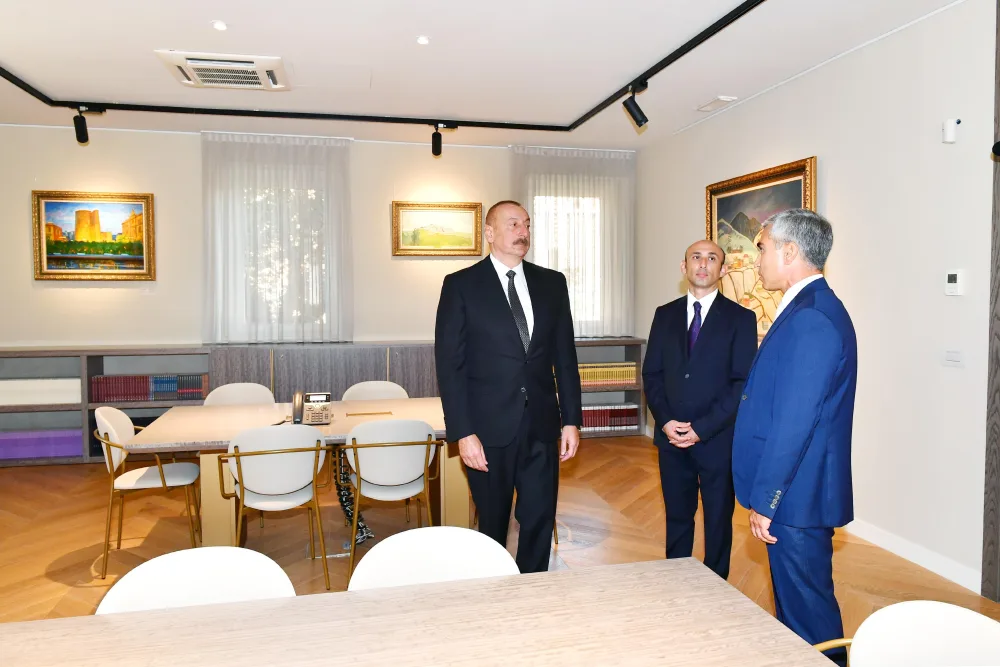 Prezident İtaliyada yeni səfirlik binasının açılışında - FOTO - YENİLƏNİB
