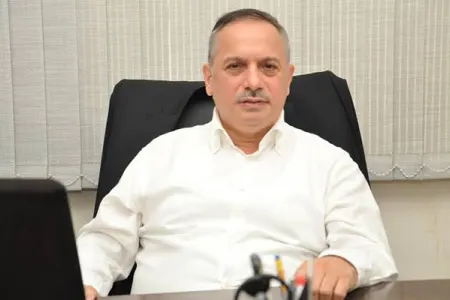 Əli Əliyev həbsxana yoldaşını döyüb?