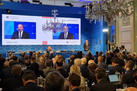 İlham Əliyev İtaliyada forumda çıxış edir - FOTO - YENİLƏNİB 3