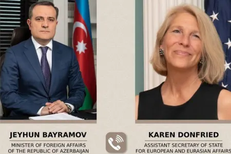 Ceyhun Bayramov ABŞ rəsmisilə danışdı
