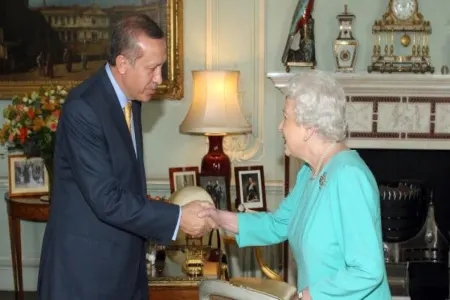 “Kraliça II Elizabetin vəfatını bu gün üzüntü ilə öyrəndim”- - ƏRDOĞAN