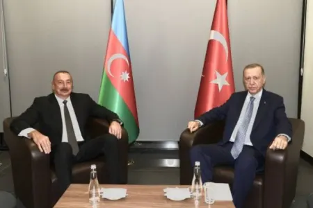 Paşinyan İlham Əliyev və Ərdoğanla eyni tədbirə qatılacaq