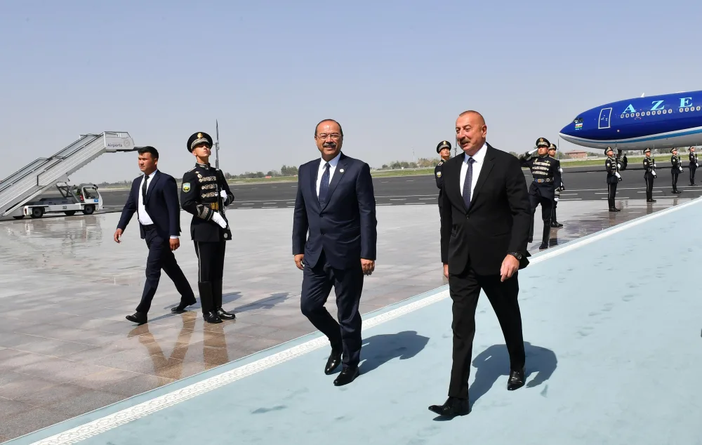 Prezident Özbəkistana getdi