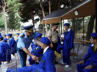 Zakir Həsənov yaralı hərbçilərlə görüşdü