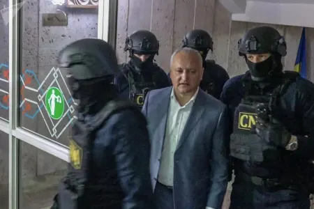 Moldovanın sabiq prezidentinin ev dustaqlığının müddətini uzadıldı