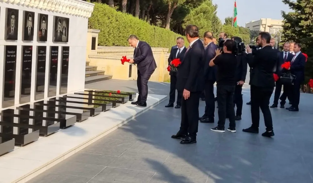 Türkiyənin səhiyyə naziri Azərbaycanda işgüzar səfərdədir - FOTO