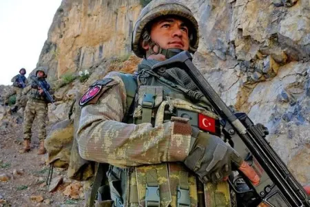 Türkiyə ordusu Suriyada 14 terrorçunu zərərsizləşdirib
