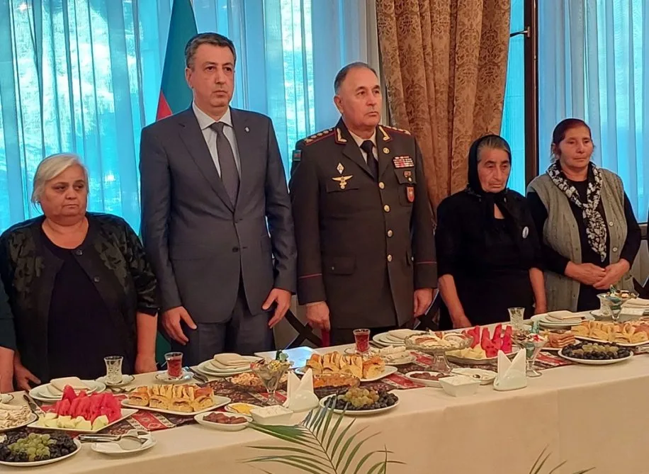 Kərim Vəliyev Tiflisidə şəhid ailələri ilə görüşdü - FOTO