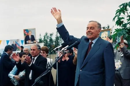 2023-cü il Azərbaycanda “Heydər Əliyev İli” elan edildi