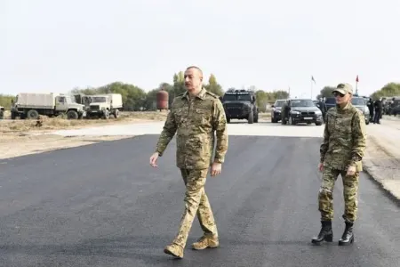 Prezident və birinci xanım Ağdamın Sarıcalı kəndinin təməlqoyma mərasimində iştirak etdilər