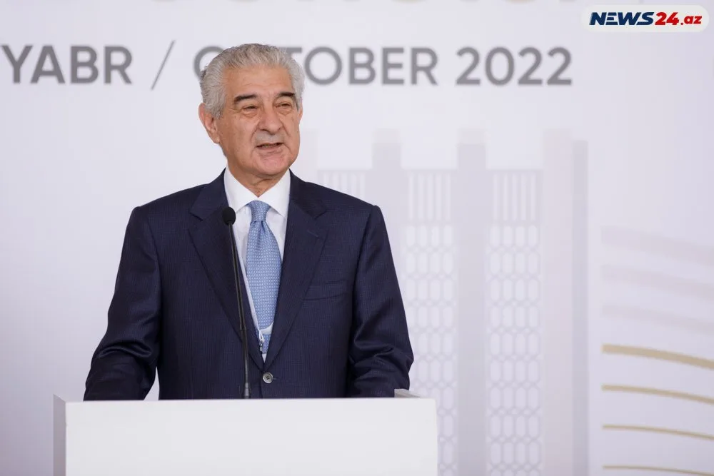 8-ci Bakı Beynəlxalq Kitab Sərgisinin açılışı oldu - -FOTOREPORTAJ