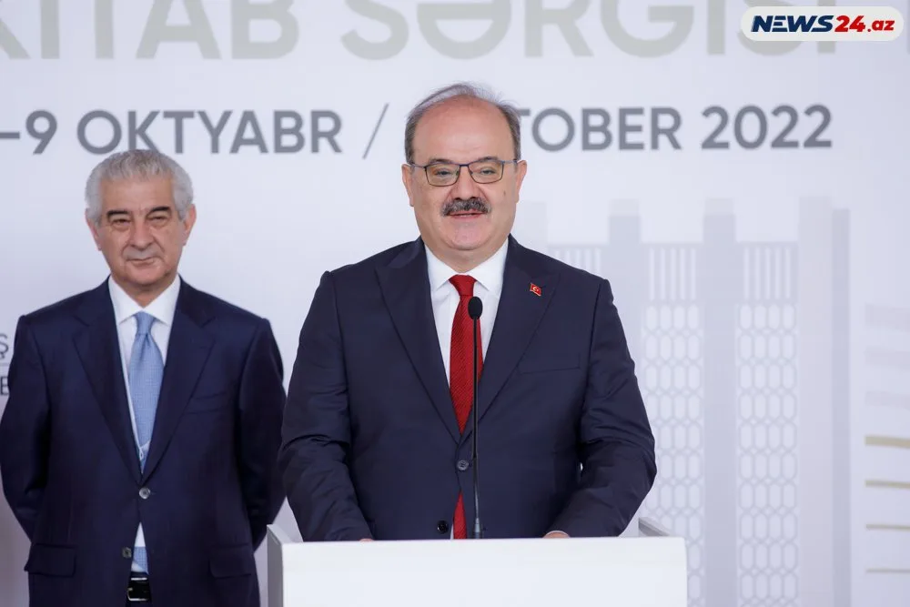 8-ci Bakı Beynəlxalq Kitab Sərgisinin açılışı oldu - -FOTOREPORTAJ