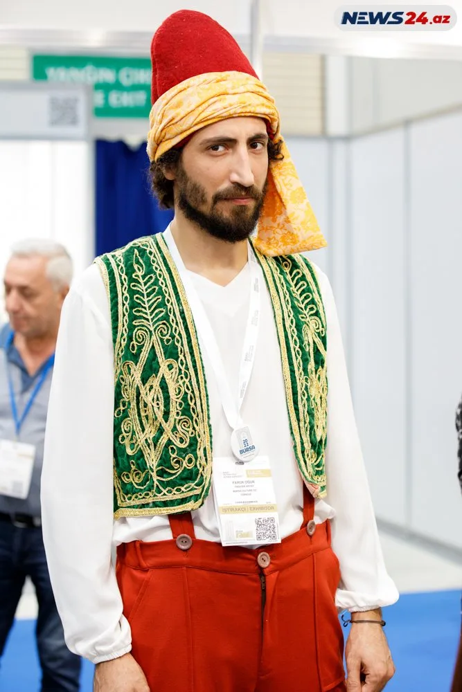 8-ci Bakı Beynəlxalq Kitab Sərgisinin açılışı oldu - -FOTOREPORTAJ