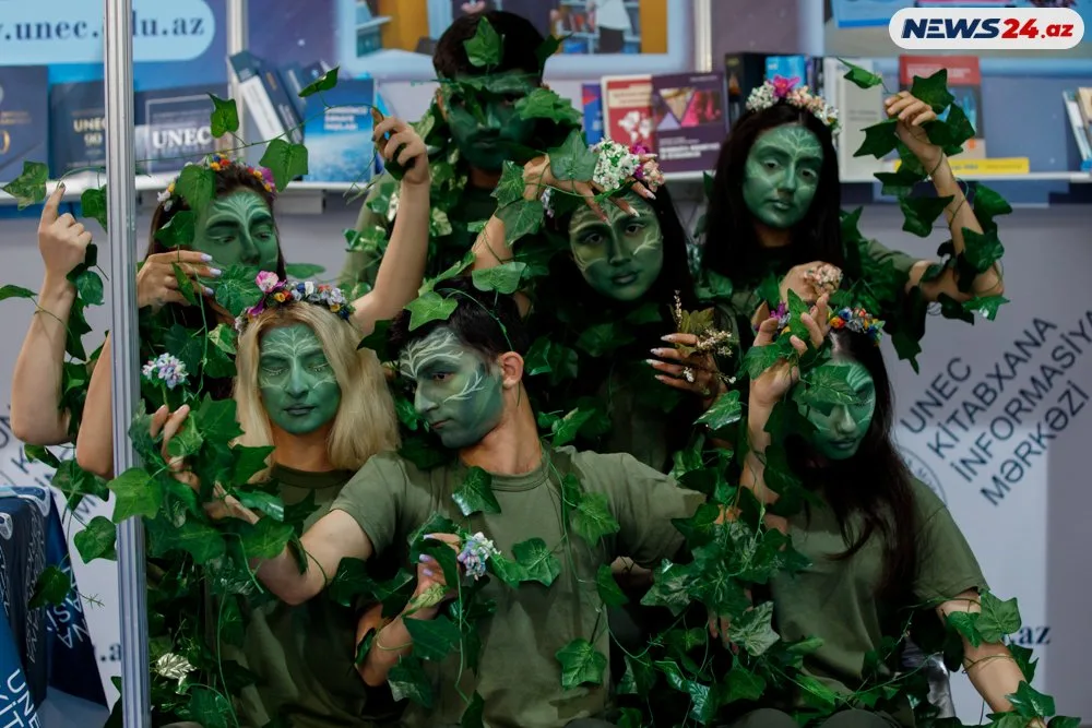 8-ci Bakı Beynəlxalq Kitab Sərgisinin açılışı oldu - -FOTOREPORTAJ