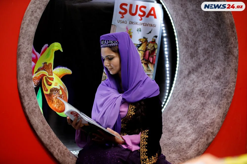 8-ci Bakı Beynəlxalq Kitab Sərgisinin açılışı oldu - -FOTOREPORTAJ