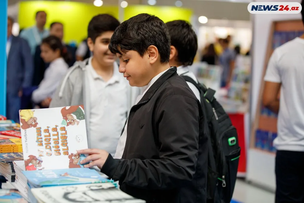 8-ci Bakı Beynəlxalq Kitab Sərgisinin açılışı oldu - -FOTOREPORTAJ