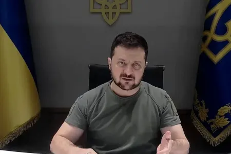 Volodimir Zelenski: "Rusiya bizi İran PUA-ları ilə vurur"