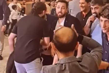 Pərviz Bülbülə illər sonra başındakı PARİKİ ÇIXARDI: Toya bu vəziyyətdə gəldi - VİDEO - FOTO