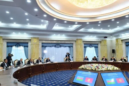 İlham Əliyev: Azərbaycan artıq uzun illərdir ki, dost ölkələr üçün investordur