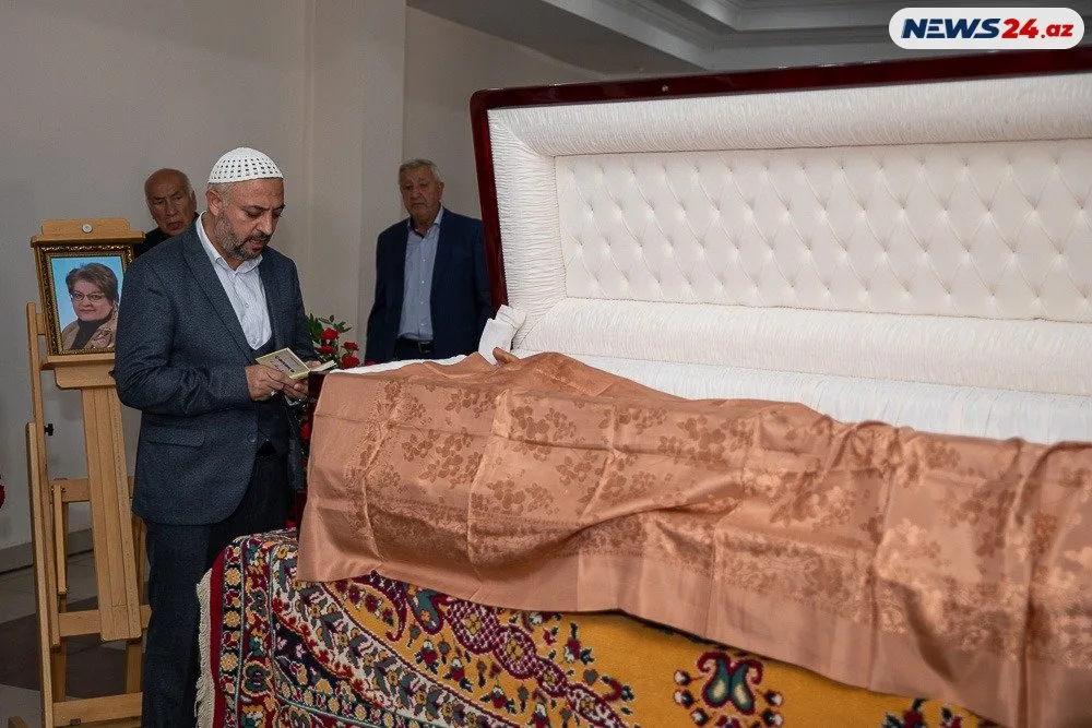 Ruhəngiz Qasımovanın vida mərasimi - FOTO/VİDEO