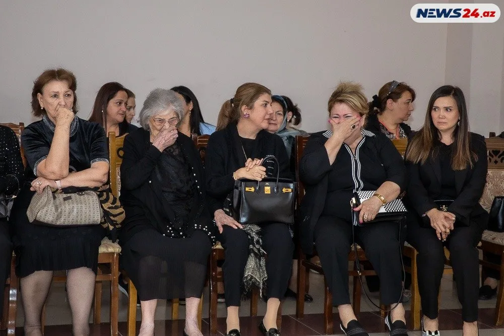 Ruhəngiz Qasımovanın vida mərasimi - FOTO/VİDEO