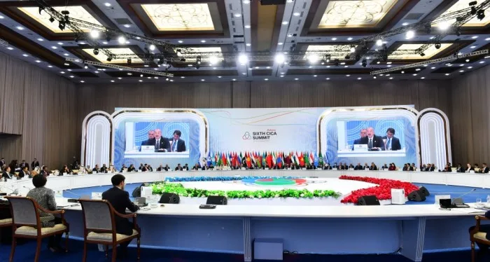 Prezident AQFET-in VI Zirvə Toplantısında iştirak edir - YENİLƏNİB