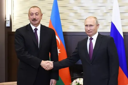 İlham Əliyev Astanada Putin ilə görüşdü