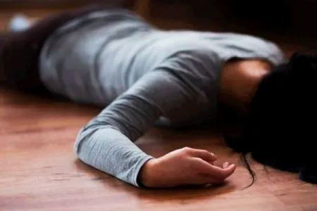 14 yaşlı qız kiçik bacısını bıçaqlayaraq öldürdü - DƏHŞƏTLİ HADİSƏ