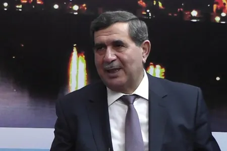 Qulamhüseyn Əlibəyli: "Fransa münaqişənin davam etməsində maraqlıdır"