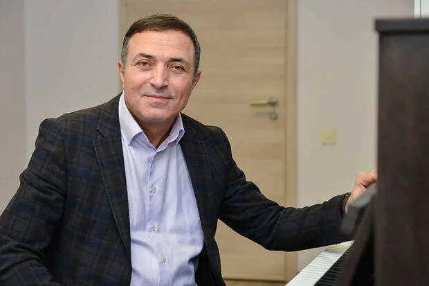 Övladları vəzifələrdə olan - AZƏRBAYCANLI MƏŞHURLAR - FOTO