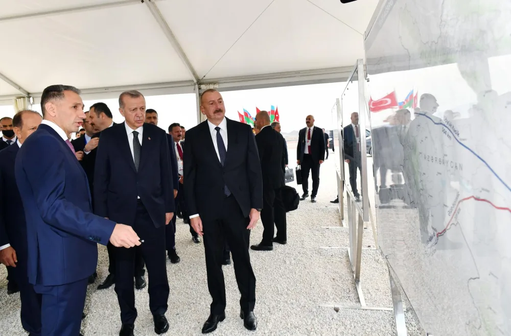 Cəbrayılda Qumlaq dəmir yolu stansiyasının təməli qoyuldu - YENİLƏNİB