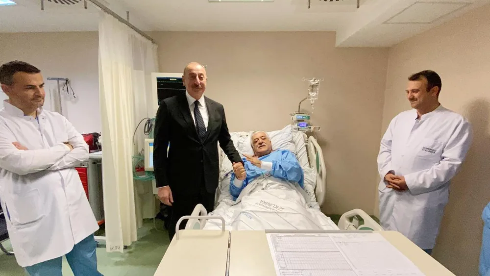 Prezident xəstəxanada Binəli Yıldırıma - baş çəkdi - FOTO
