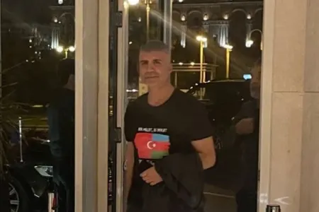 Özcan Dəniz Bakıda: "İkinci evimizə ayaq basdıq"- - Foto