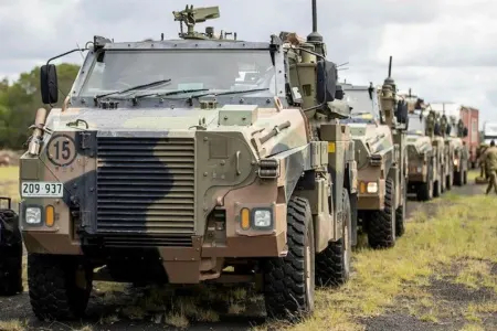 Avstraliya Ukraynaya “Bushmaster”lər göndərəcək