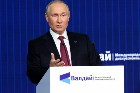 “Ukraynaya nüvə zərbəsinin heç bir mənası yoxdur” - Putin