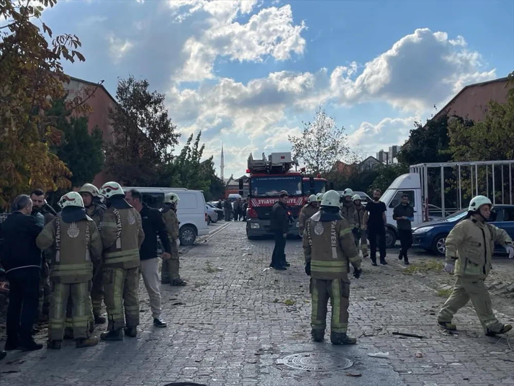 İstanbulda partlayış - Ölən və yaralananlar var