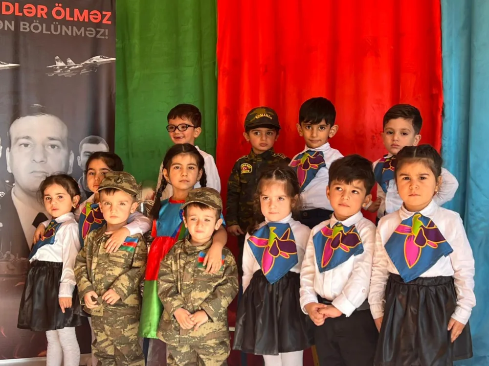 Zəfər bayramı uşaqların gözündə