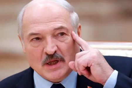 "Koronavirus Çini məhv etmək üçün yaradılıb" - Lukaşenko