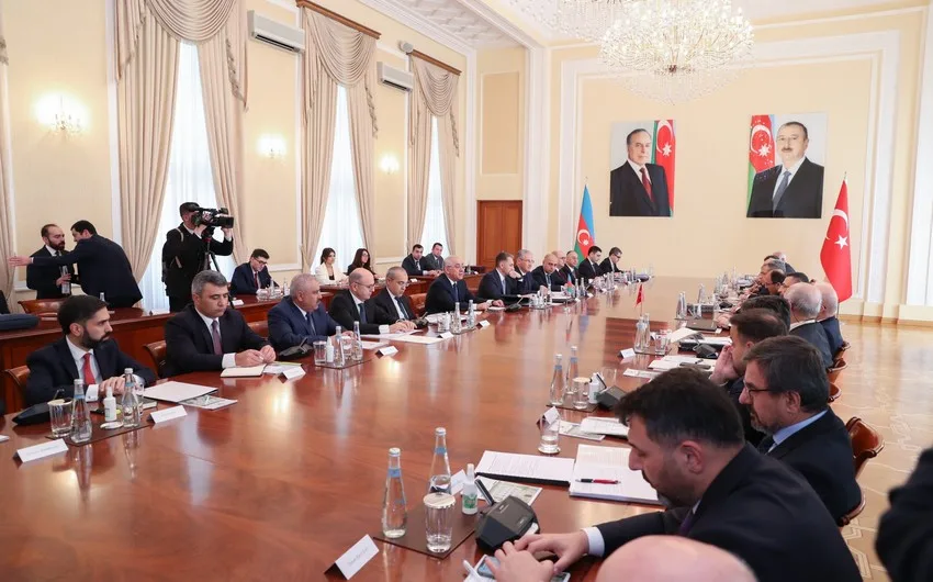 Azərbaycan və Türkiyə arasında sənədlər imzalandı