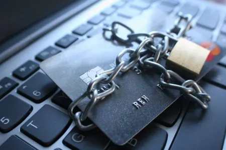 Müştərinin bank hesabından pul oğurlandı