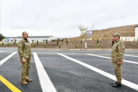 Ali Baş Komandan Füzulidə Zəfər Günü münasibətilə hərbçiləri təbrik etdi