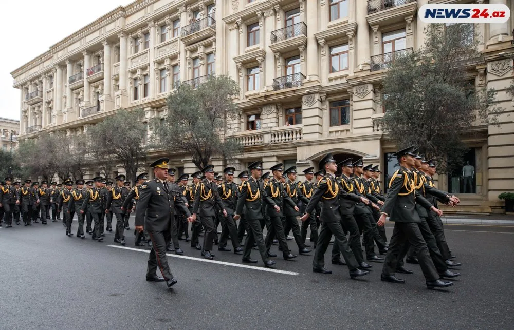 Zəfər Günündə Bakıdan - FOTOREPORTAJ