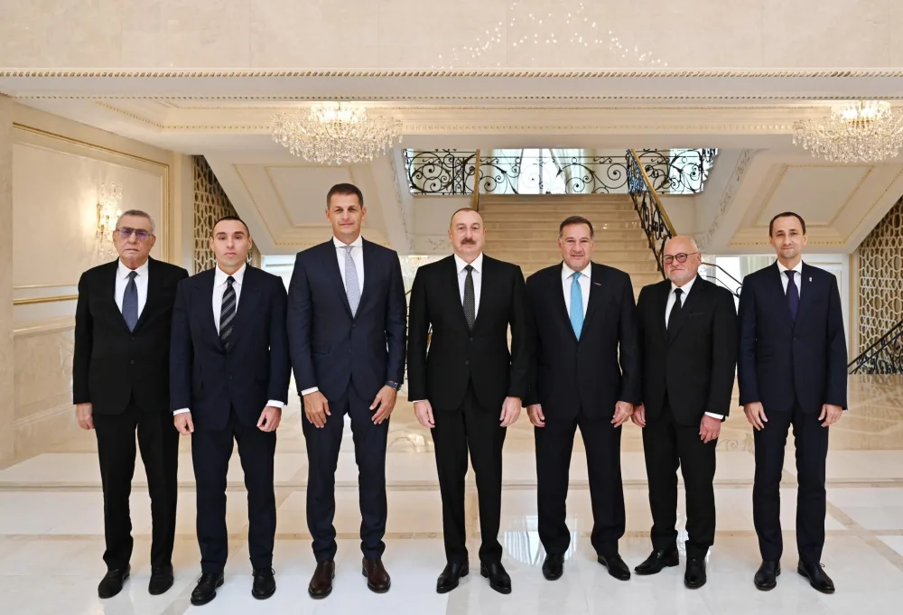 Prezident Spiros Kapralosu qəbul edib
