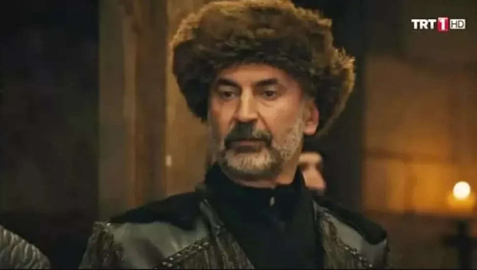 "Diriliş Ertuğrul"un məşhur aktyorunun qızı İstanbuldakı terrorda - HƏLAK OLDU - FOTO
