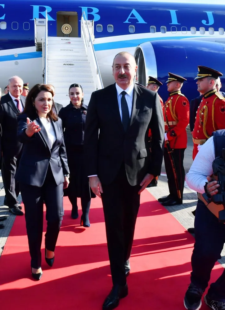 İlham Əliyev Albaniyaya getdi - FOTO