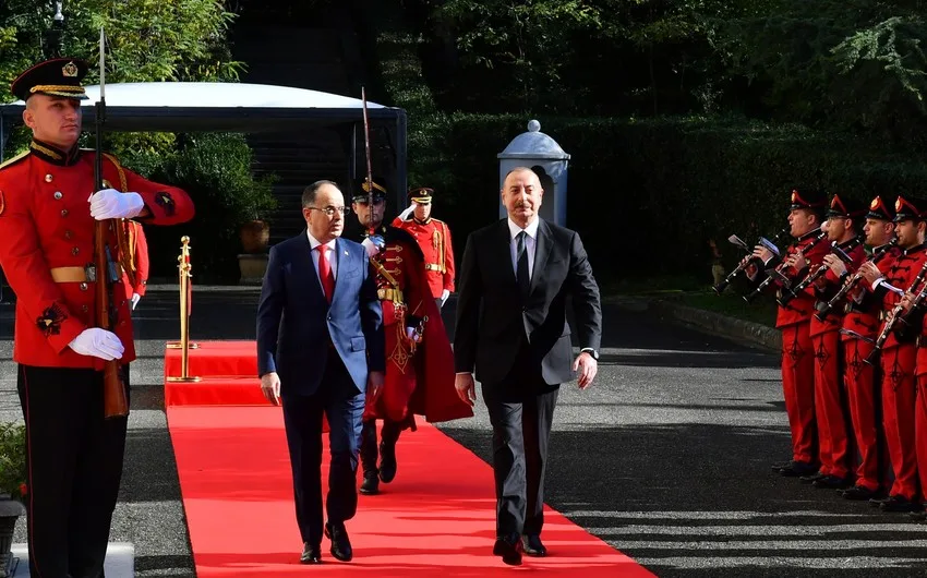 Prezidentin Tiranada rəsmi qarşılanma mərasimi - FOTO