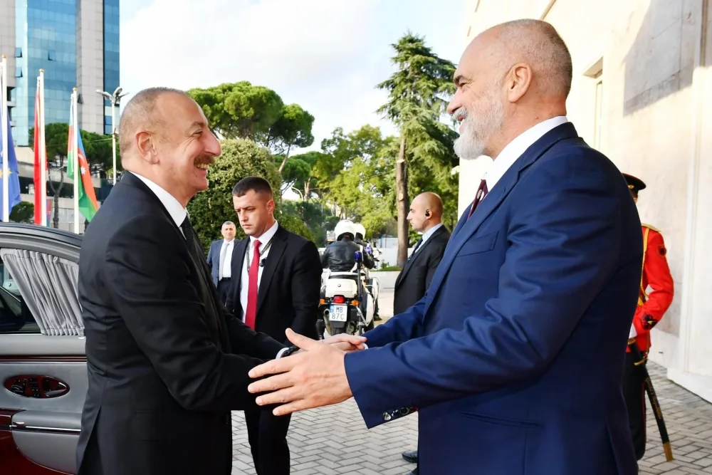İlham Əliyev Edi Rama ilə təkbətək görüşdü - FOTO