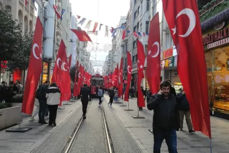 İstanbulda terror aktında yaralanan 61 nəfər evə buraxılıb