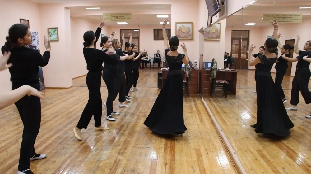 Özbəkistanda milli rəqslərimizə dair ustad dərslərinə start verildi- - VİDEO